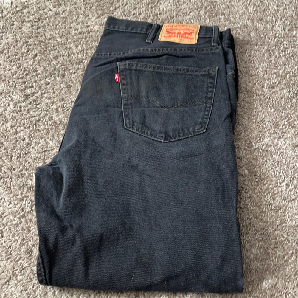 550 Levi’s W42 L32